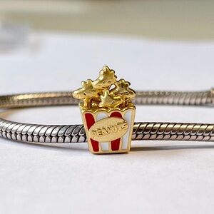 18K Gold Over 925 Sterling Silver Snoopy Woodstock Popcorn Box Peanuts Charm